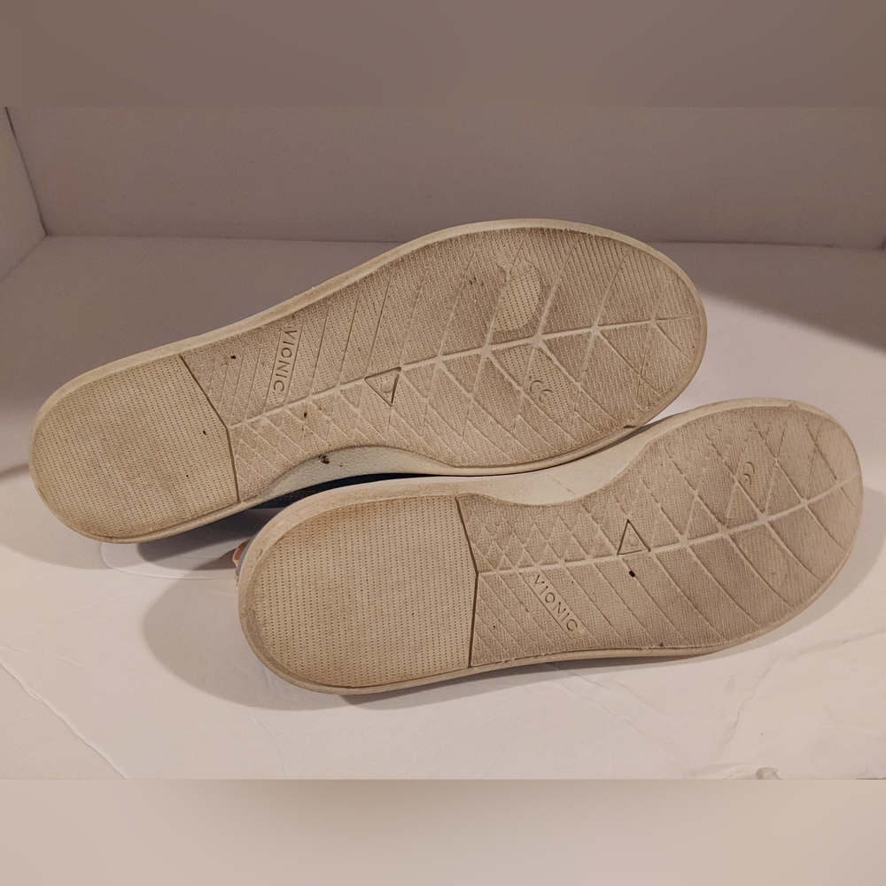 Vionic Beach Marshall Slip On Sneakers Size 9 - Picture 6 of 7